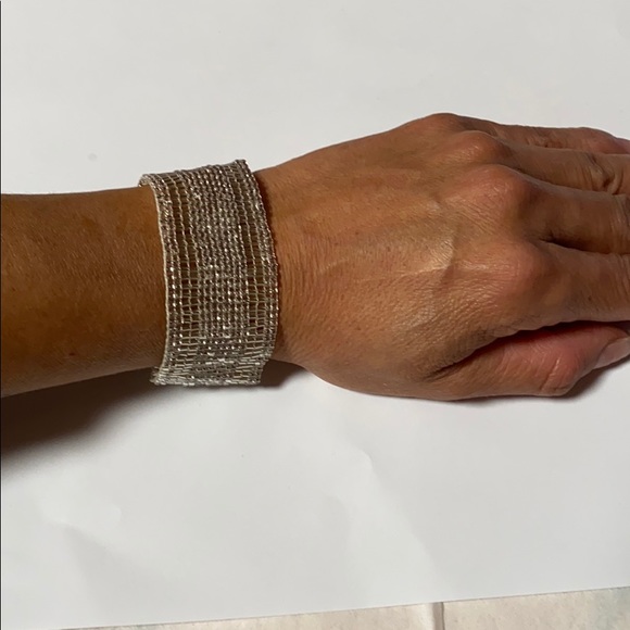 Bracelet - Picture 1 of 4